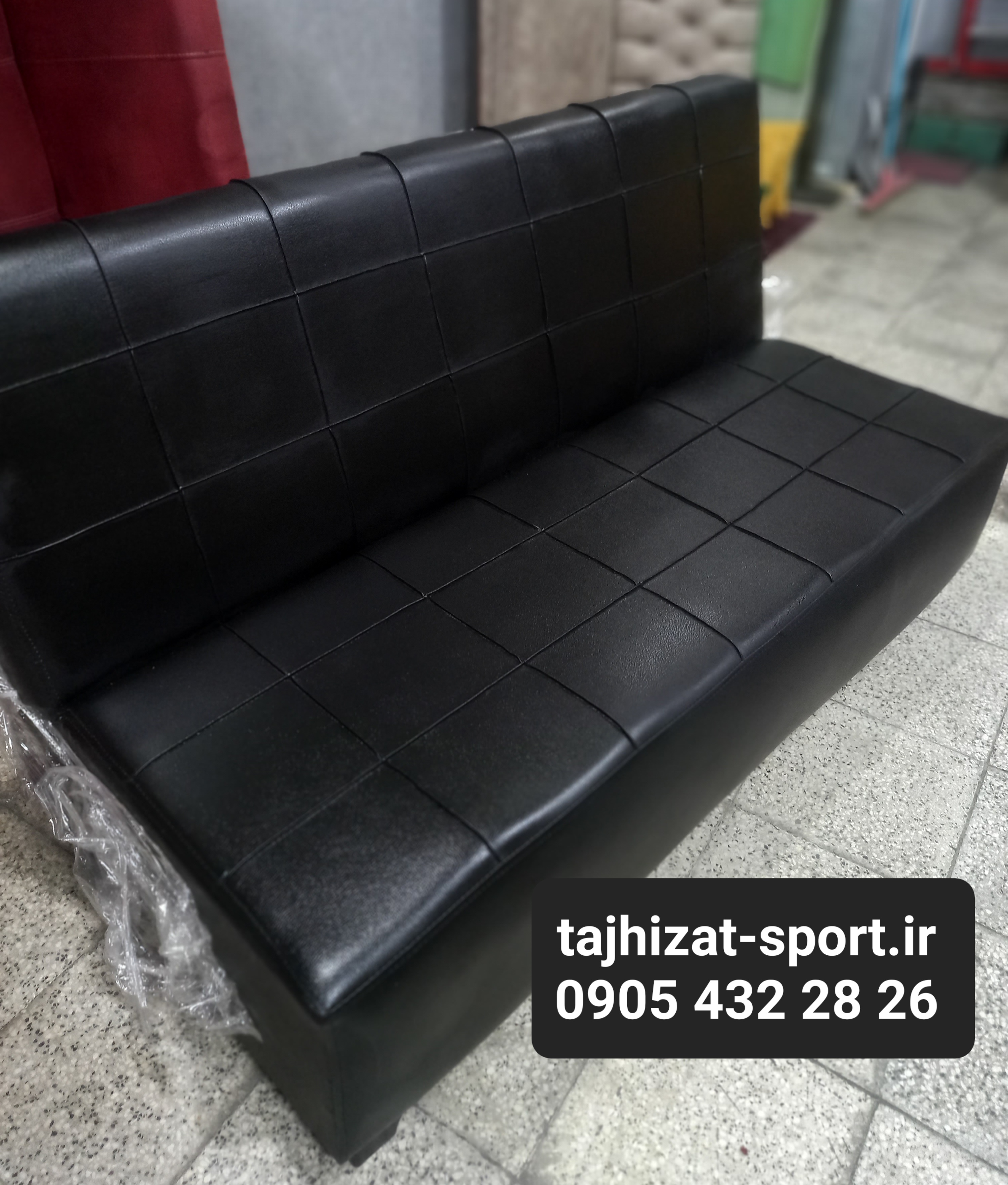 کاناپه مبل ۴ نفره ابعاد ۷اد در ۱۵۰ مناسب گیم نت کافی شاپ انتظار مشتری
